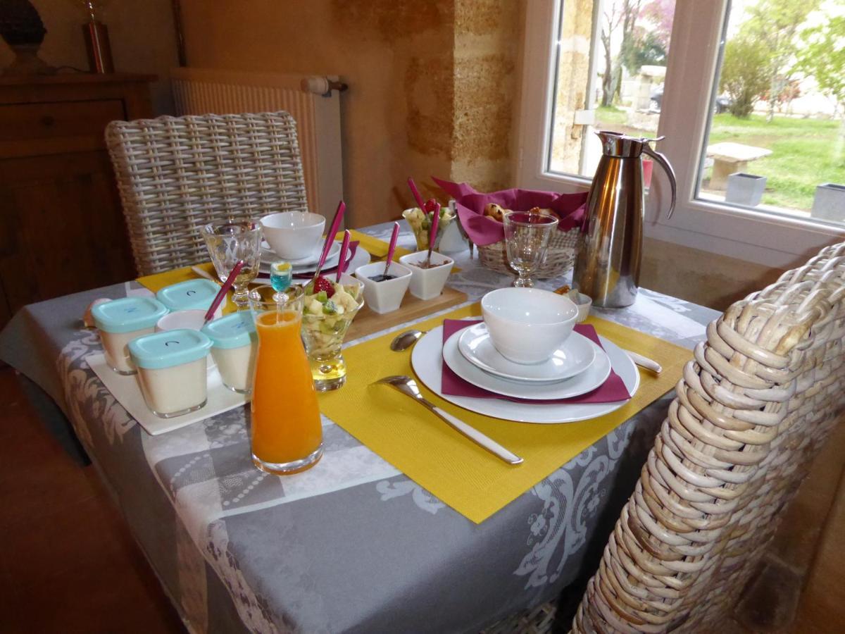 La Vigneraie De Laura Bed & Breakfast Sainte-Colombe  Екстериор снимка
