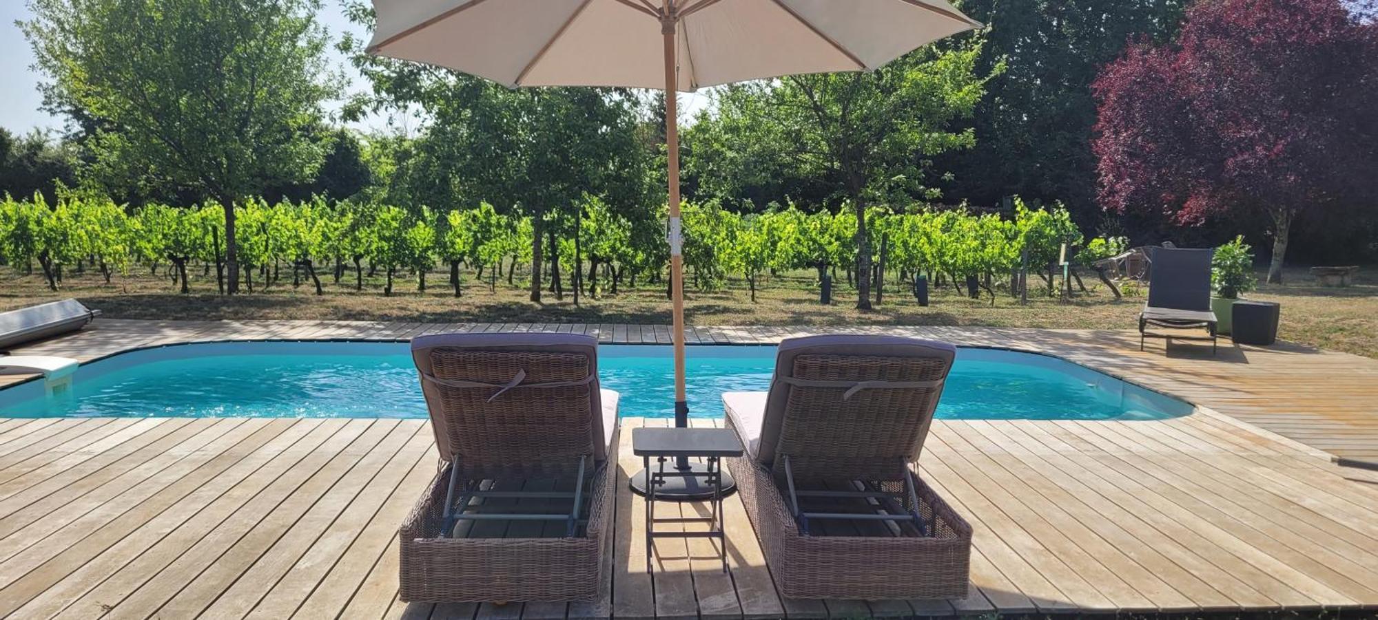 La Vigneraie De Laura Bed & Breakfast Sainte-Colombe  Екстериор снимка
