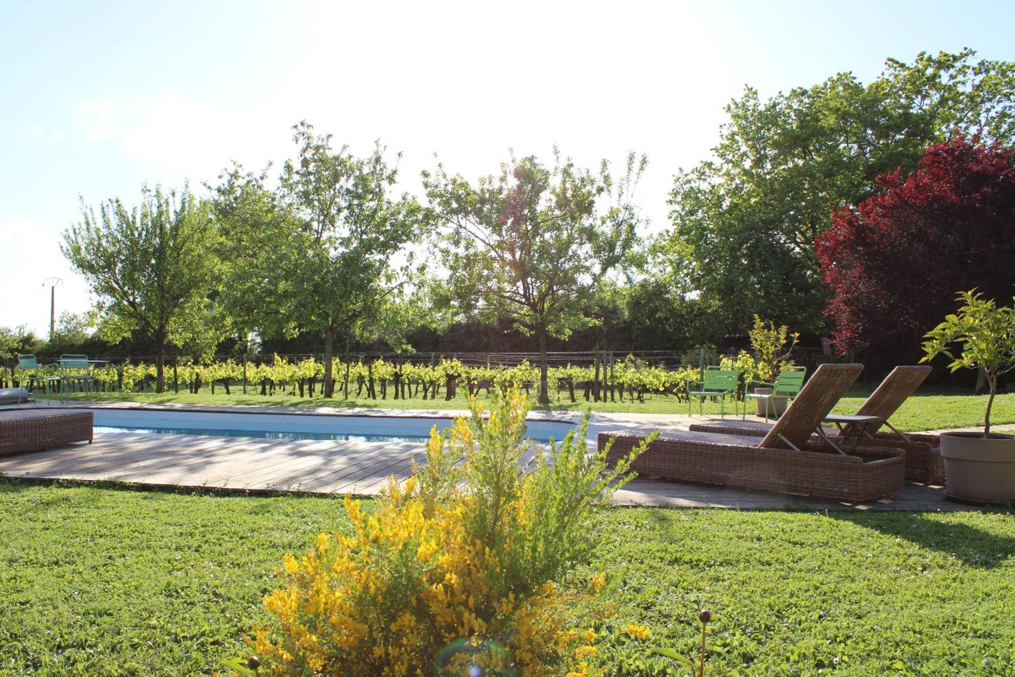 La Vigneraie De Laura Bed & Breakfast Sainte-Colombe  Екстериор снимка